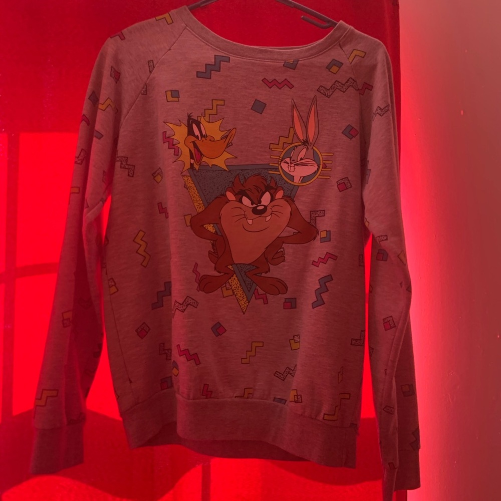 A looney tunes sweatshirt
